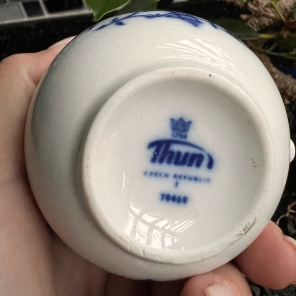 💙 Porcelain Creamer from Czechoslovakia - Picture 4 of 4